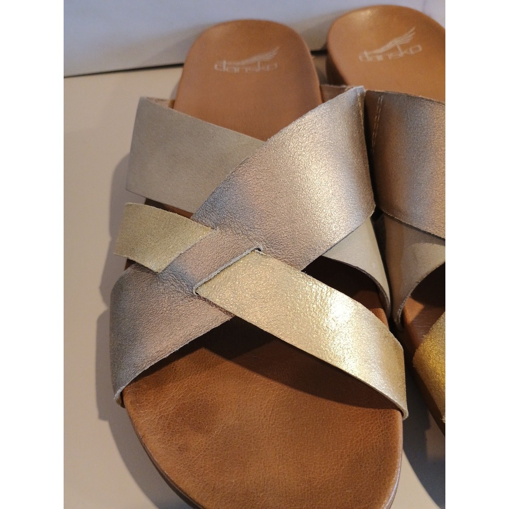 Dansko Women 41 US 10- 10.5 Joanna Strappy Slide Sandal Tan Metal Leather - Picture 2 of 9